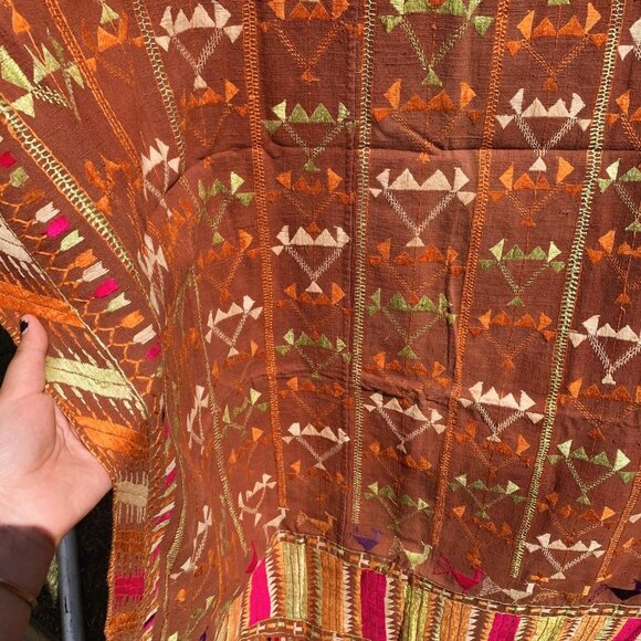 Traditional Punjabi Shawl/Phulkari from the 1950’s - Picture 2 of 4